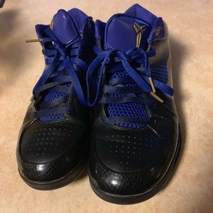 Nike Zoom Kobe IV size 9